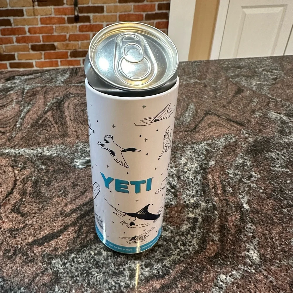 Yeti 12oz slim can stash can